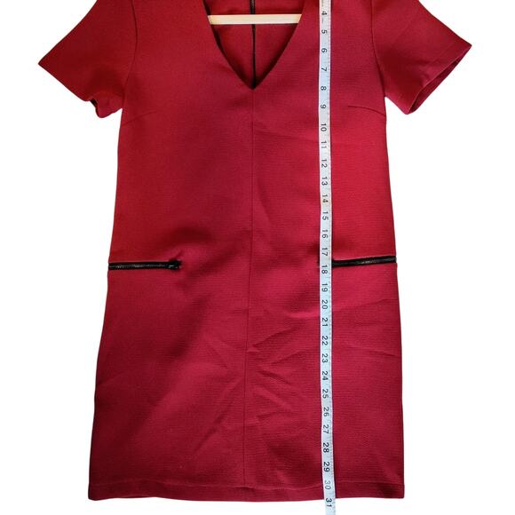 TOPSHOP Women's Shift Mini Dress Size 2 Red/ Black V-Neck Flight Attendant Style - Picture 5 of 5